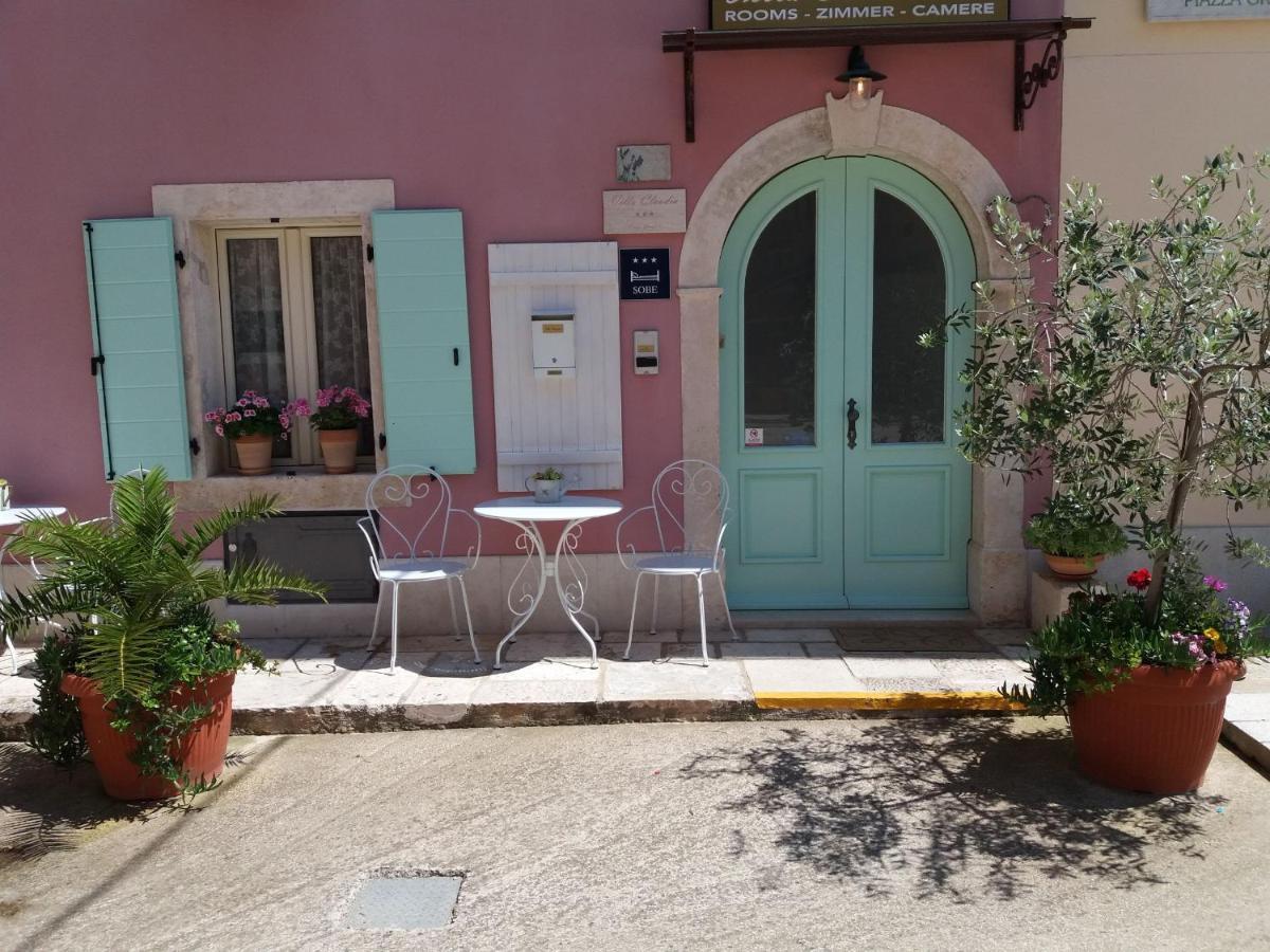 Claudia Guest house